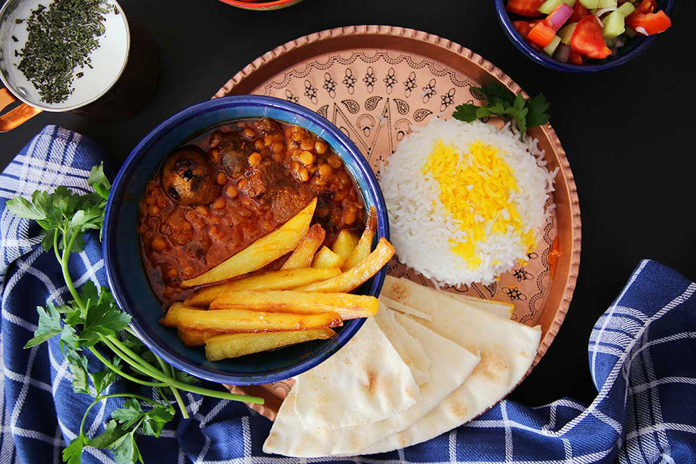 Khoresht-e Gheimeh (Yellow split peas Stew)