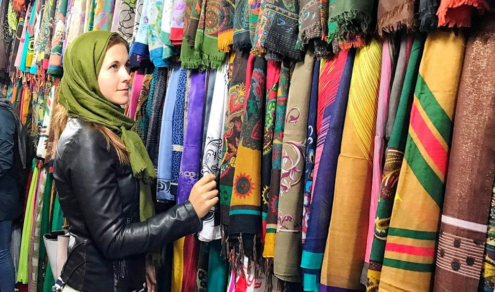 How to buy a dress in Iran?