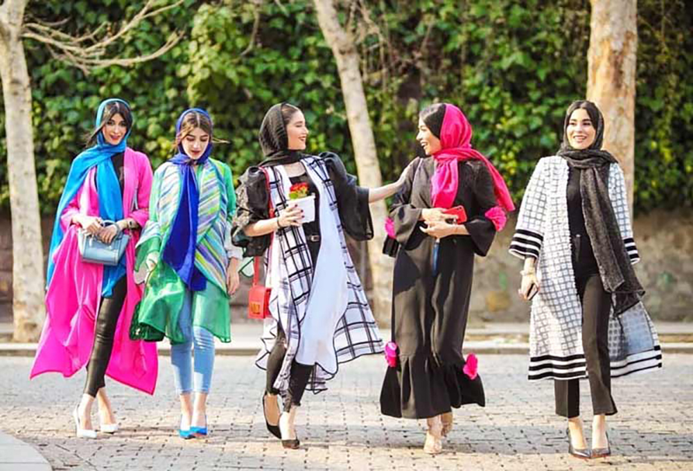 Dress Code in Iran - Women Must Wear a Headscarf (Hijab)