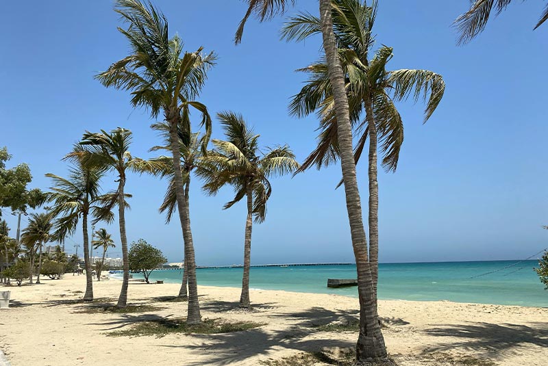 kish island beach