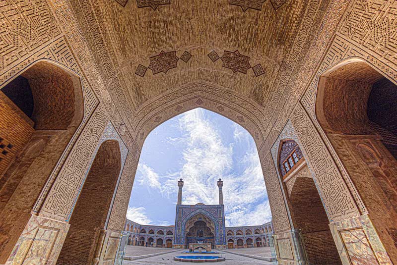 jame mosque isfahan