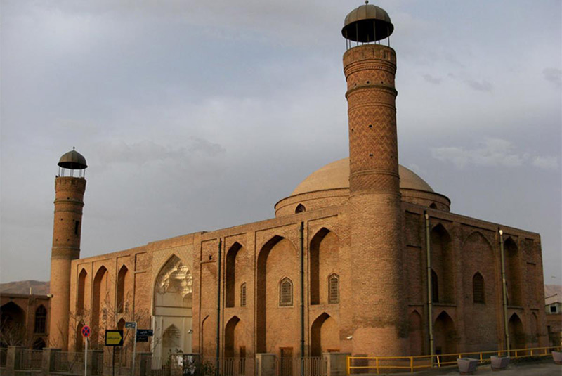 saheb-al amr mosque tabriz 