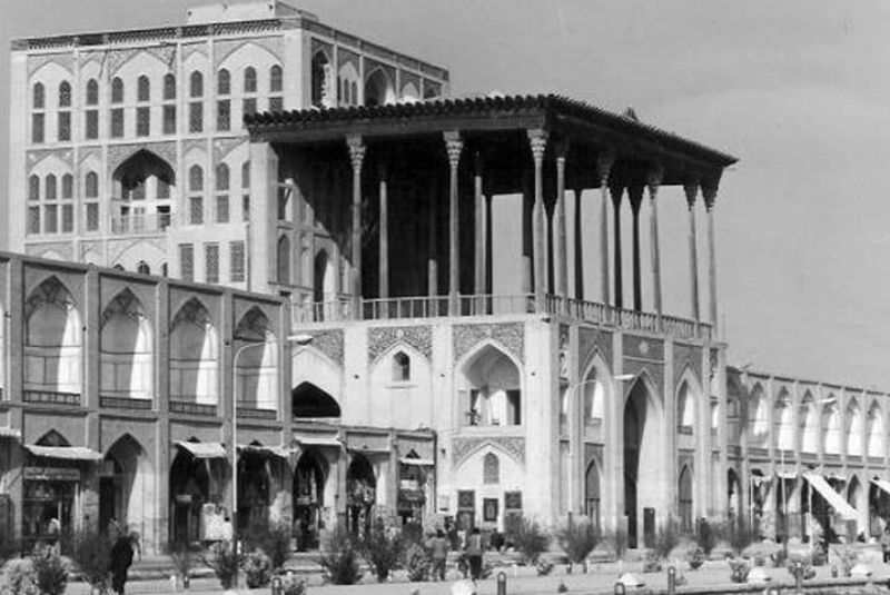 Ali Qapu Historical Background