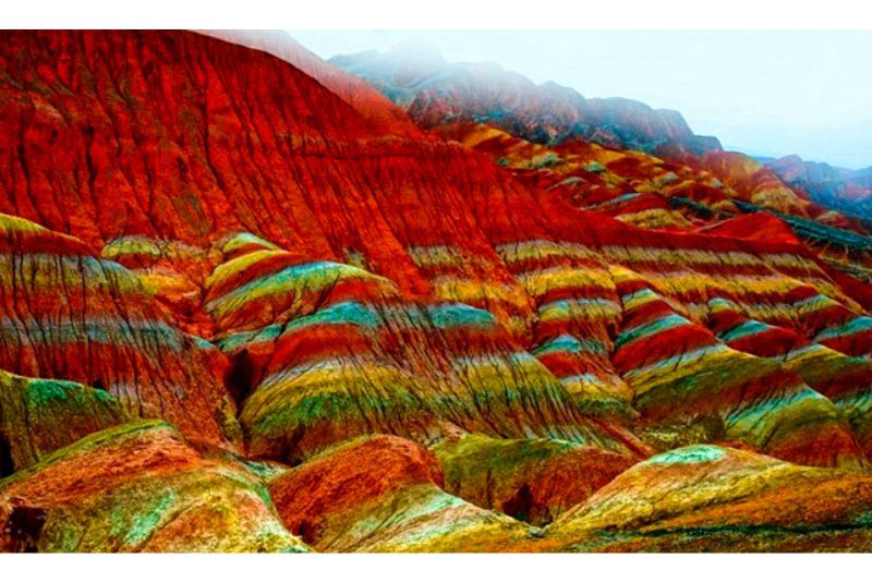 Rainbow Mountains Mahneshan