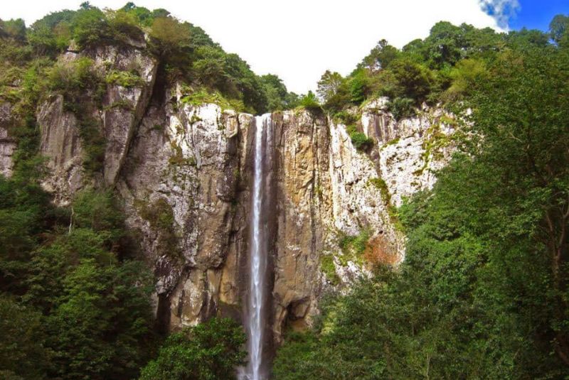 Latun Waterfall