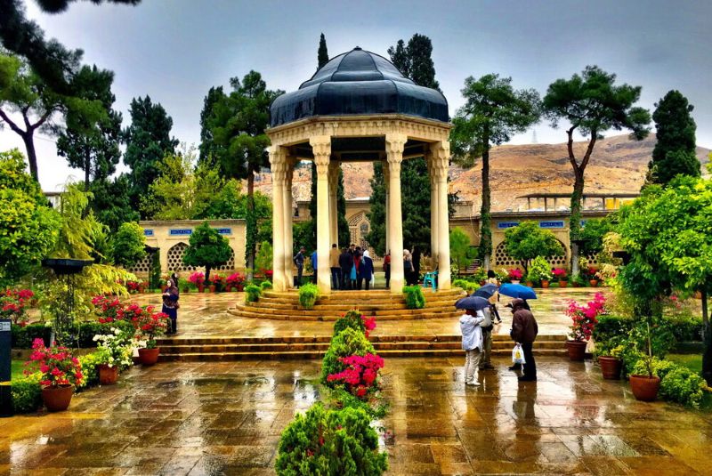 The History and Architecture of the Tomb of Hafez