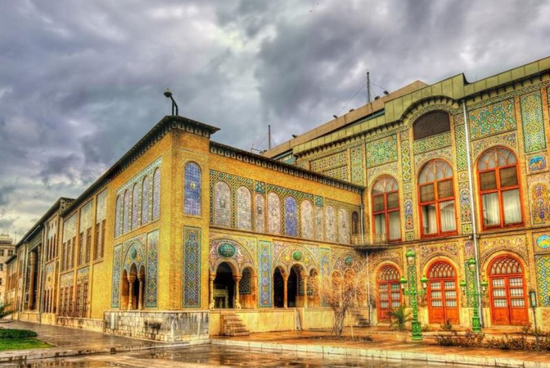 Abyaz Palace Nearby Attractions
