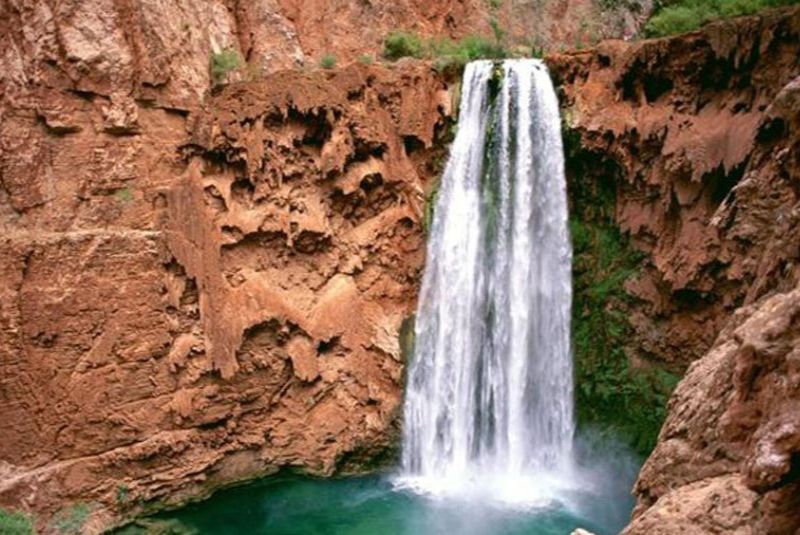 Dalan Mountains Waterfall