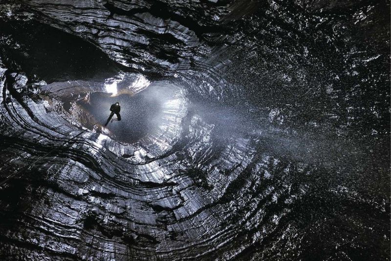 Who Can Visit Parau Cave? A Guide for Tourists