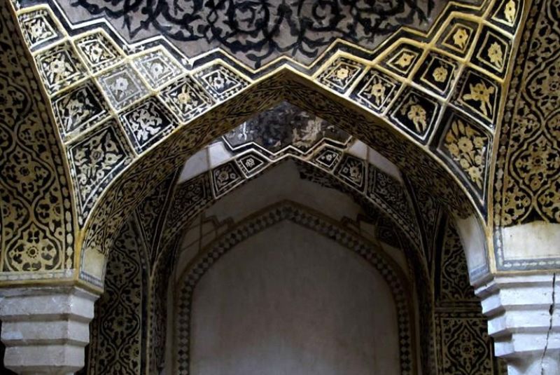 Architecture of Baq-e Neshat Bathhouse