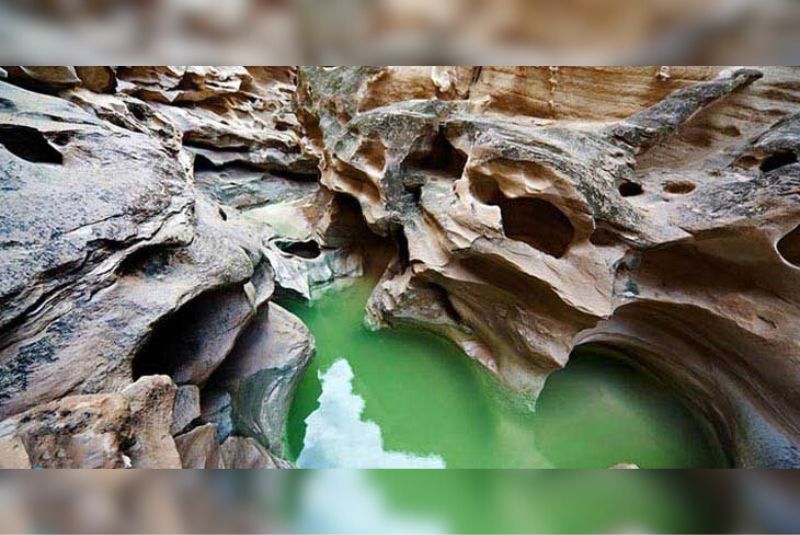 Best Time to Visit Chahkooh Canyon