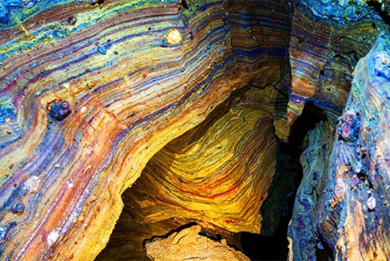 Hormuz Salt Goddess Cave Visitors Experience