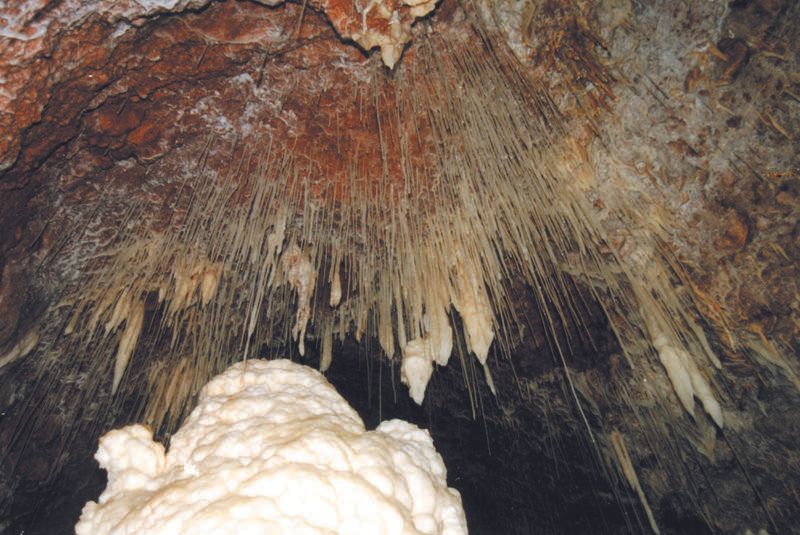 Geological Marvels of Quri Qaleh Cave