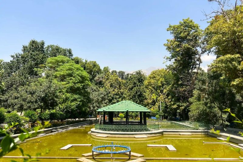 Exploring Qeytariyeh Park