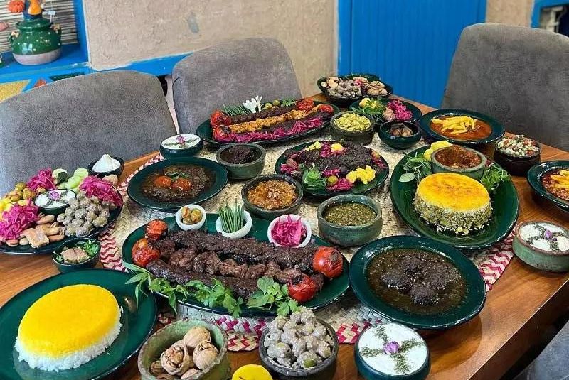 Where to Eat near Shahrdari Square of Rasht