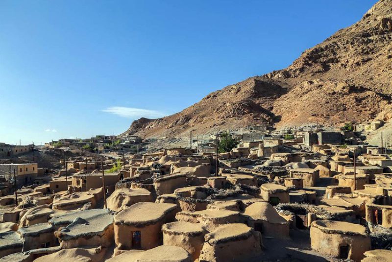 Makhunik Desert Village