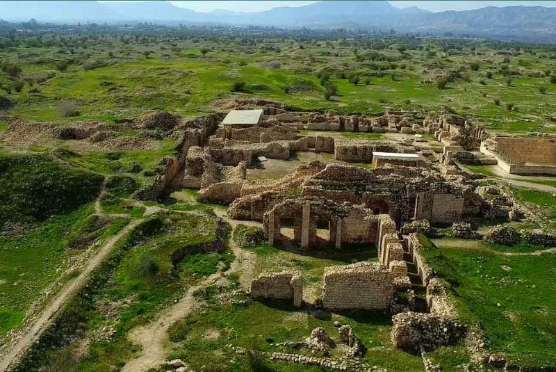 Architecture of the Ancient City of Bishapur