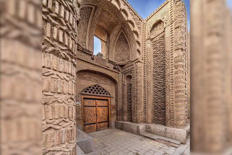 History of Hakim Mosque in Isfahan