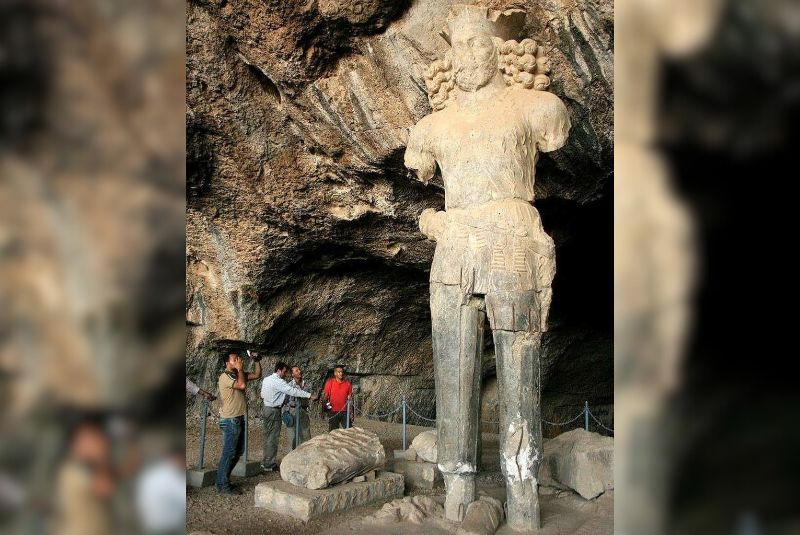 The History of Shapoor Statue Cave