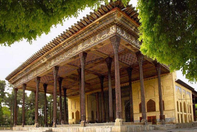 Chehel Sotoun Palace