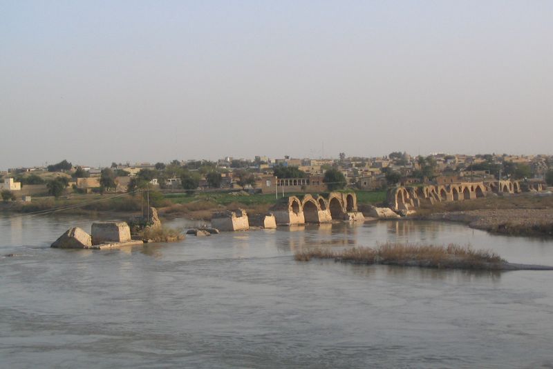 The Role of Shadorvan Bridge in Water Management