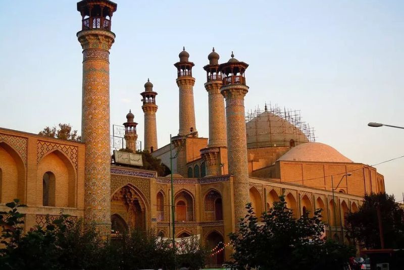 Sepahsalar Mosque Architectural Features