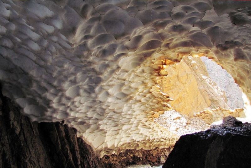 Formation of Azna Snow Cave