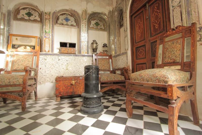  Antique Room